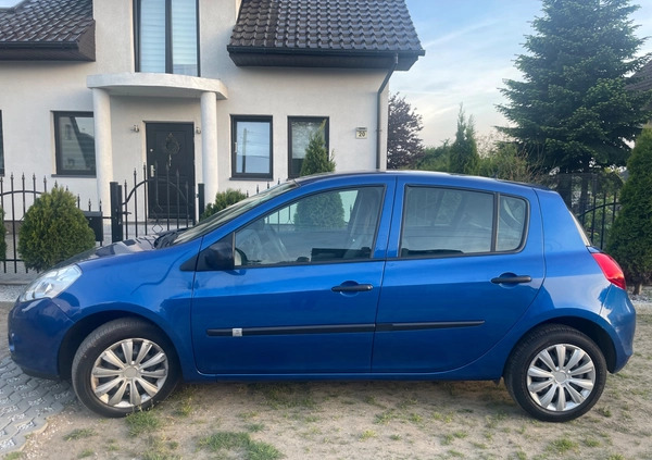 Renault Clio cena 12500 przebieg: 68750, rok produkcji 2009 z Maszewo małe 121